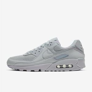 NWT’s Nike Airmax 90s Wolf Gray color size 6 1/2 men 8 women